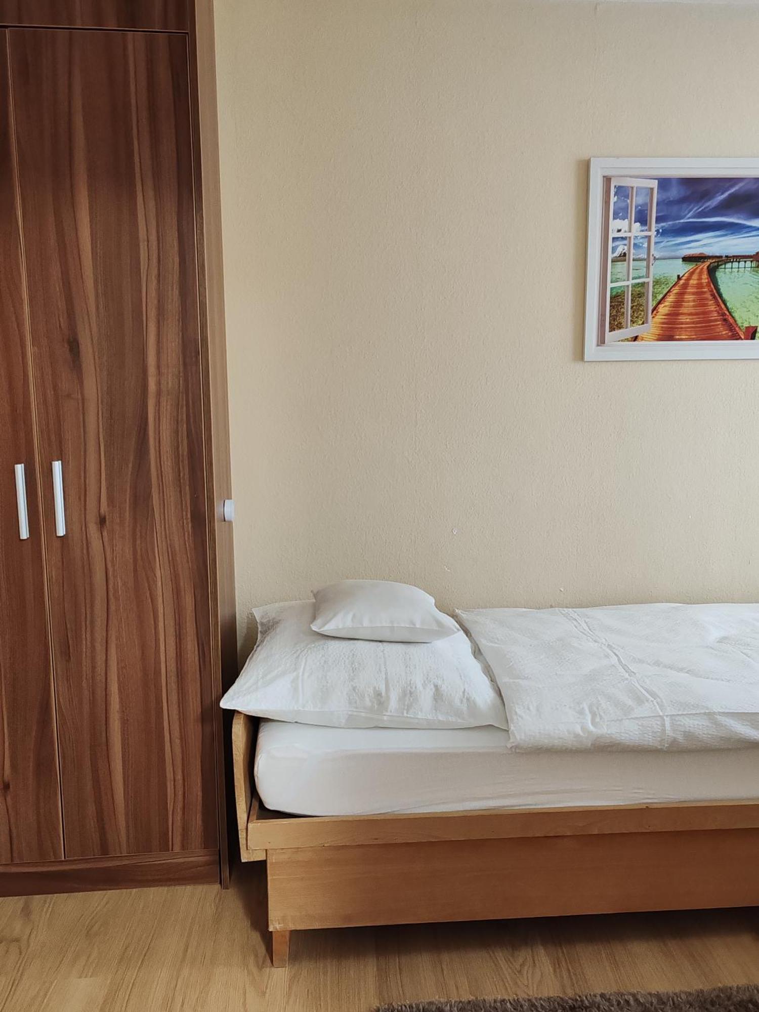 To Apartman Gunarasfuerdo Dombóvár Kamer foto