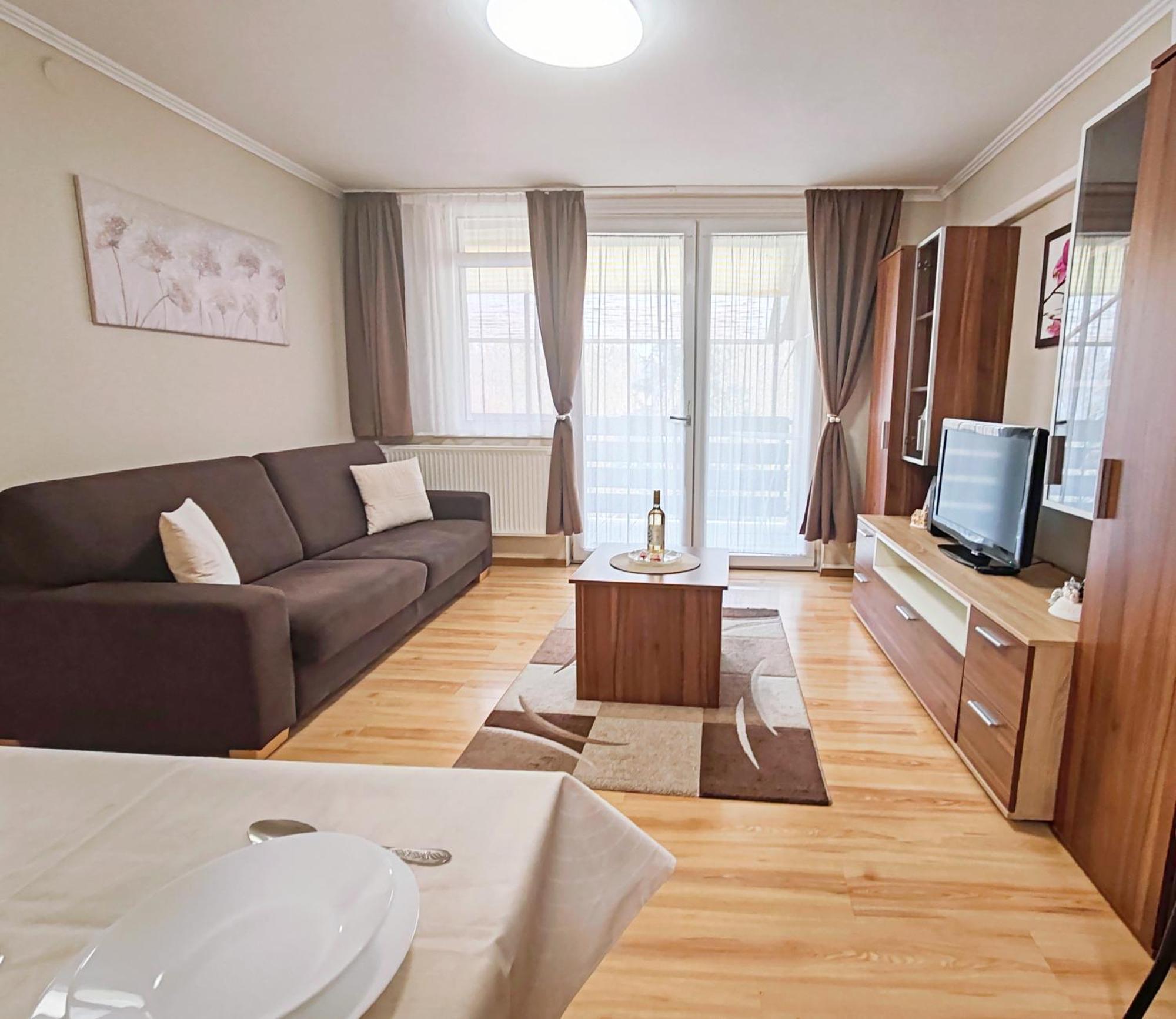 To Apartman Gunarasfuerdo Dombóvár Kamer foto
